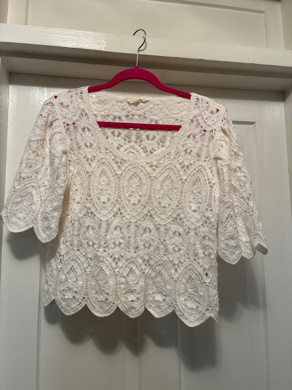 Solitaire White Crochet Lace Scoop Neck Top